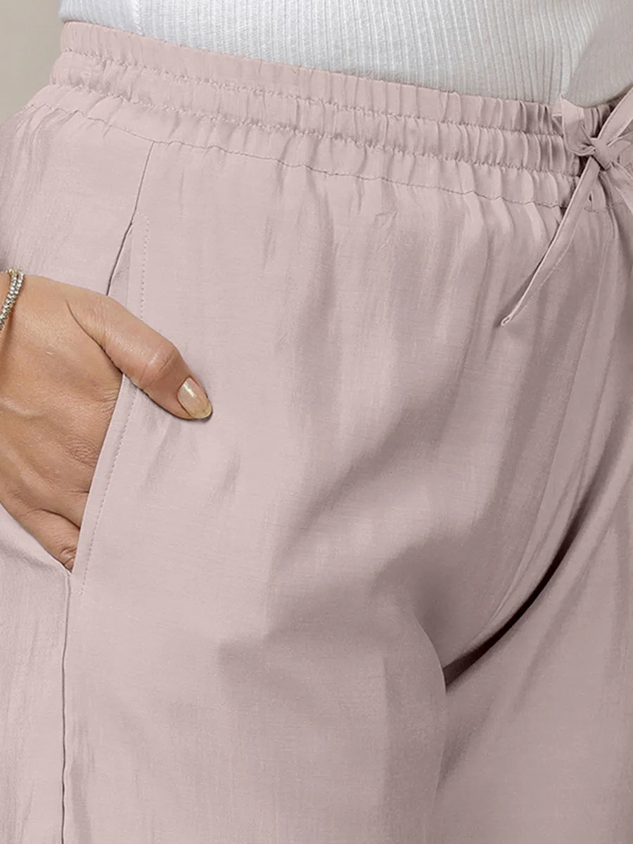 Fiza x Rozaana | Straight Pant in Lilac