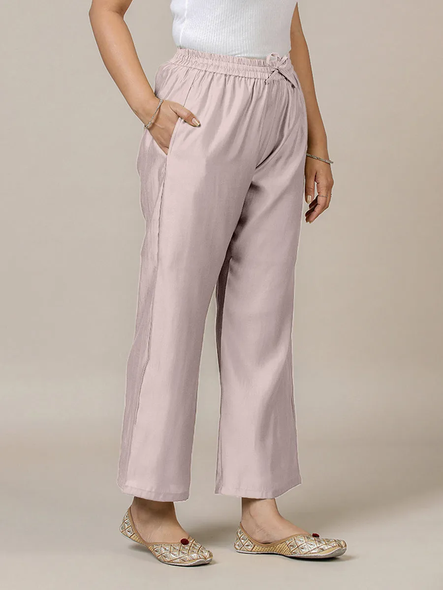 Fiza x Rozaana | Straight Pant in Lilac