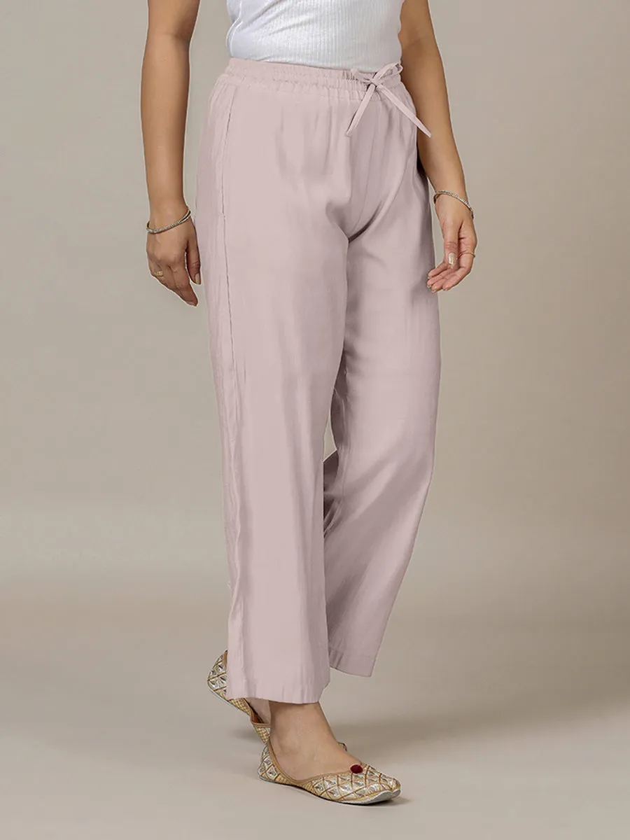 Fiza x Rozaana | Straight Pant in Lilac