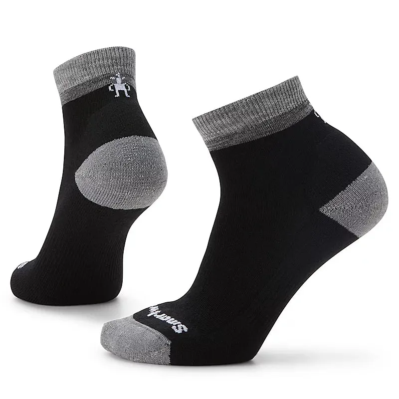 Smartwool Everyday Top Stripe Light Cushion Ankle Socks Color: Black
